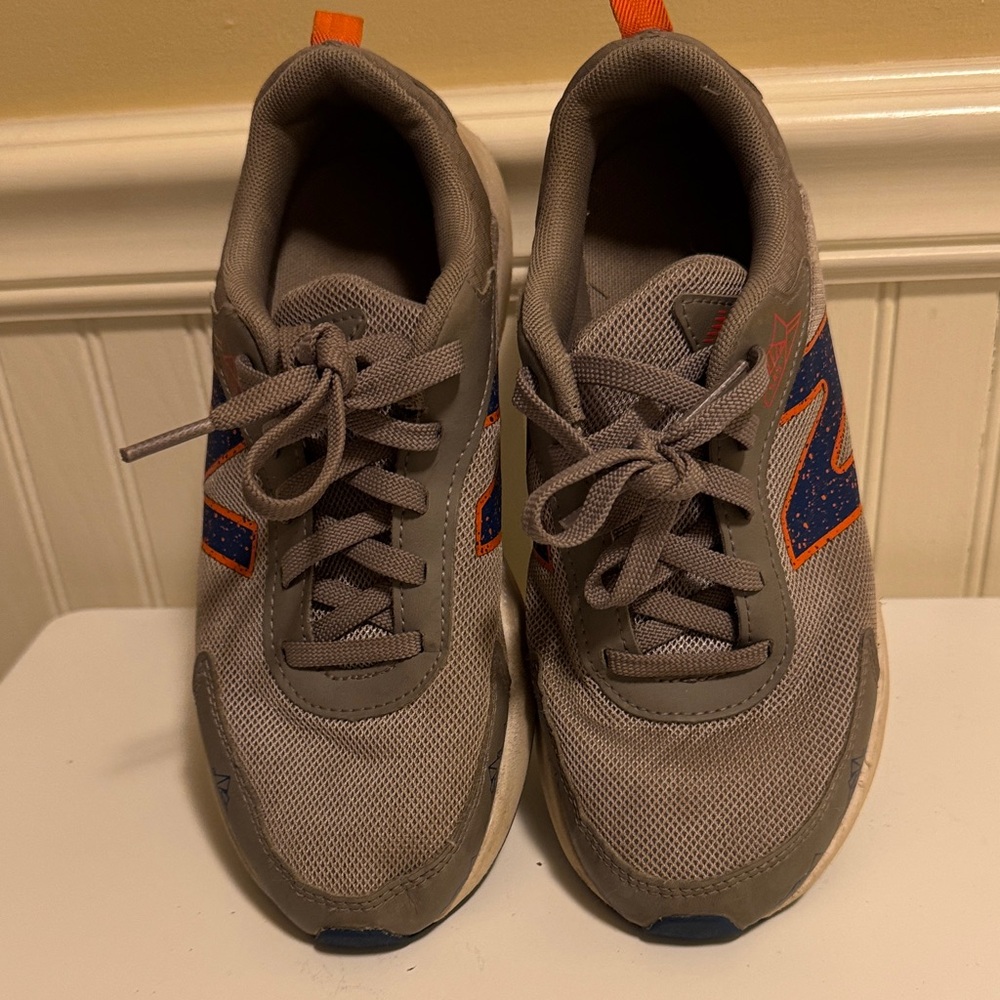 New Balance Taupe Gray Sneakers with Navy Logo